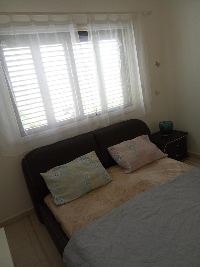 2 Bedroom Apartment In Makenzi Ларнака Екстериор снимка