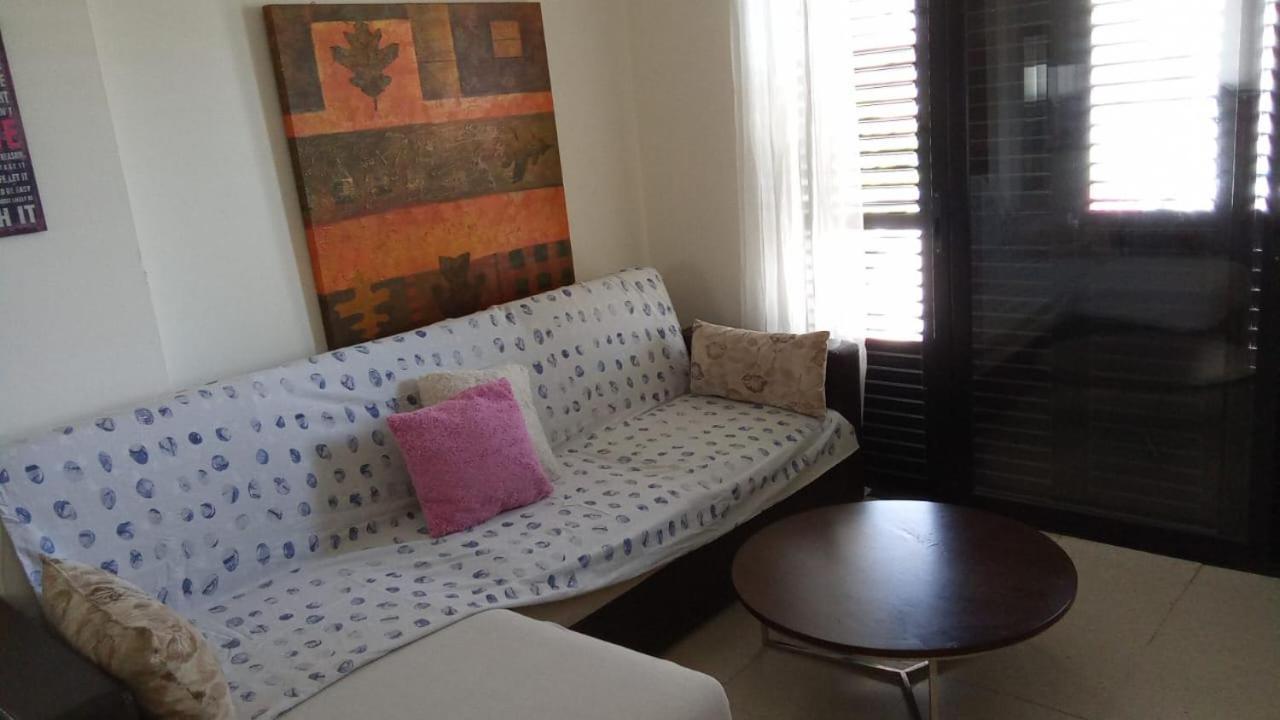 2 Bedroom Apartment In Makenzi Ларнака Екстериор снимка
