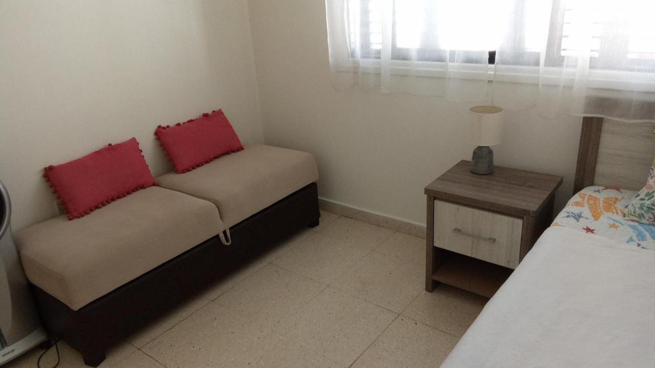2 Bedroom Apartment In Makenzi Ларнака Екстериор снимка