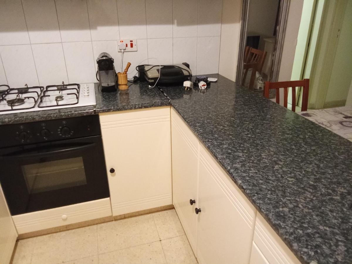 2 Bedroom Apartment In Makenzi Ларнака Екстериор снимка