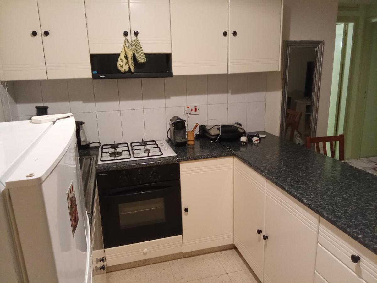 2 Bedroom Apartment In Makenzi Ларнака Екстериор снимка